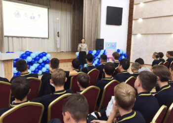 Медиатор студент жастармен жүздесті