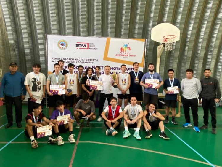 Базар жастары жүлделі болды