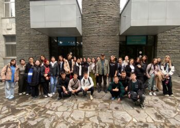 Студент жастар Ұлы Отан соғысының тарихымен танысты