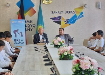 Әкенің рөлі әрқашан жоғары болу керек