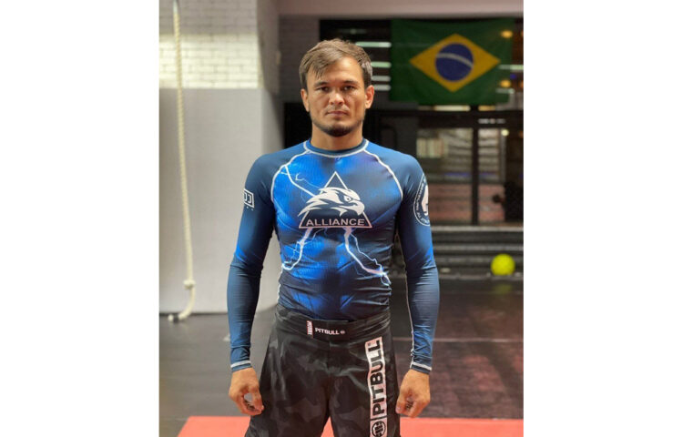 Дамир САДЫРОВ: Мектеп спорт залынан әлемдік джиу-джитсу татамилеріне дейін