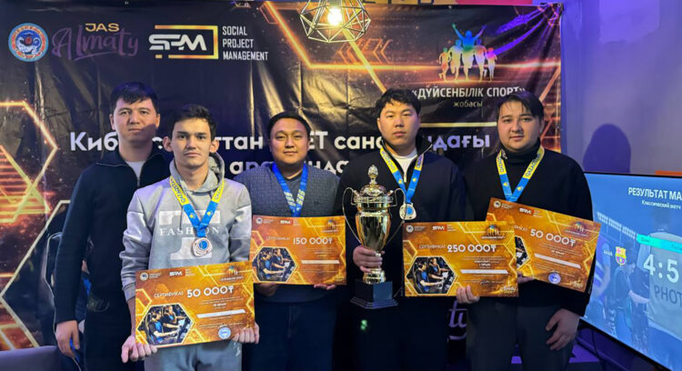 Базар жастары жүлделі болды