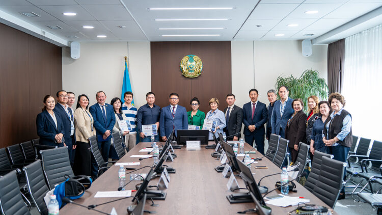 ХАЛЫҚАРАЛЫҚ БІЛІМ БЕРУ КОРПОРАЦИЯСЫНДА ҒЫЛЫМ ДЕКАДАСЫ ӨТУДЕ