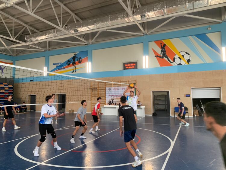 Волейболшы жастар арасында үздіктер анықталды